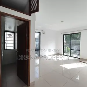 2700-Sqft Luxurious 3-Beded Apartment Rent in Banani