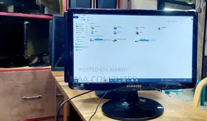 1️⃣9️⃣ inch Samsung {Made in Malaysia} Led Monitor With Replace Warranty