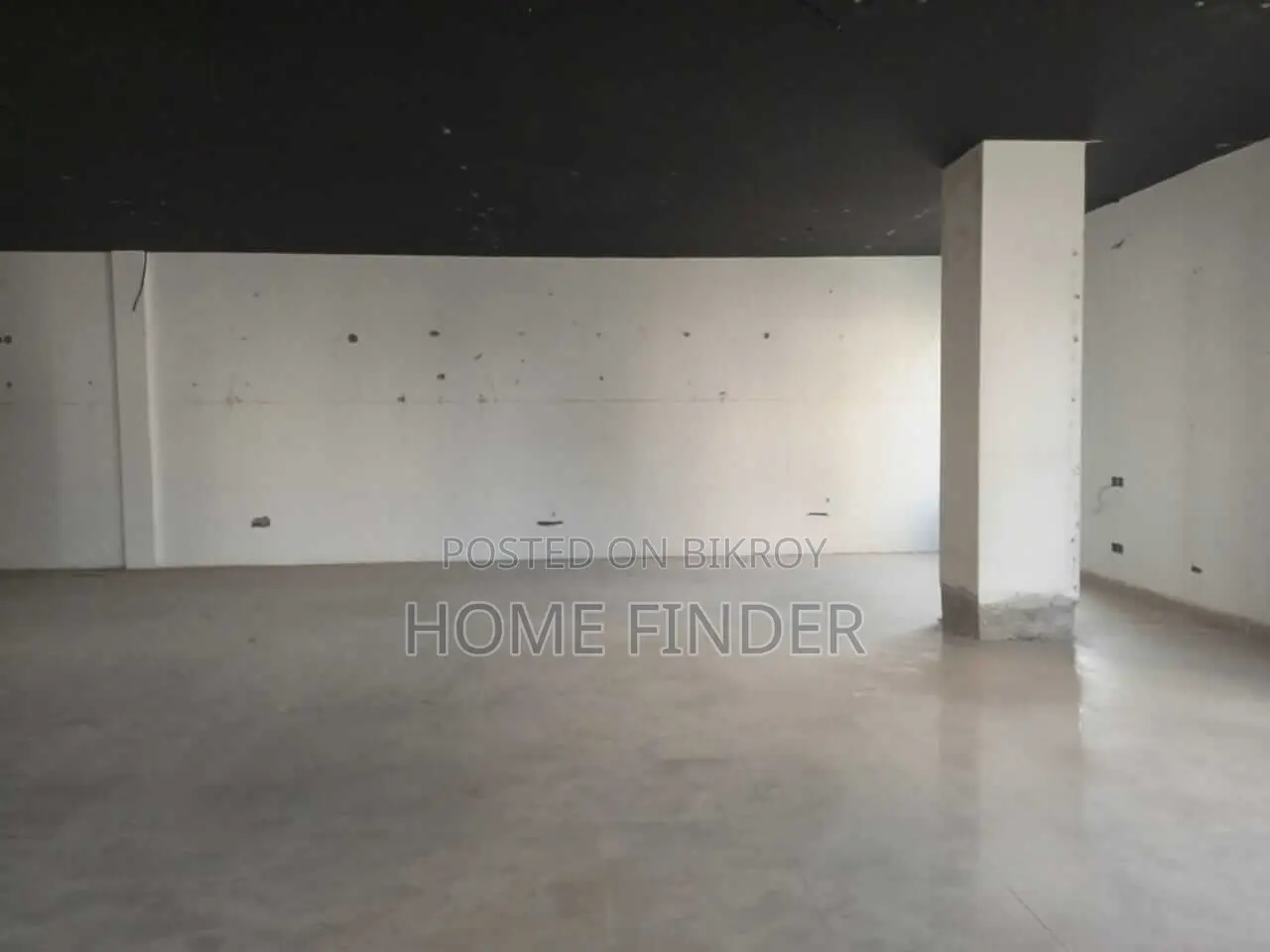 3100 SQFT COMMERCIAL OPEN SPACE FOR RENT GULSHAN AVENUE