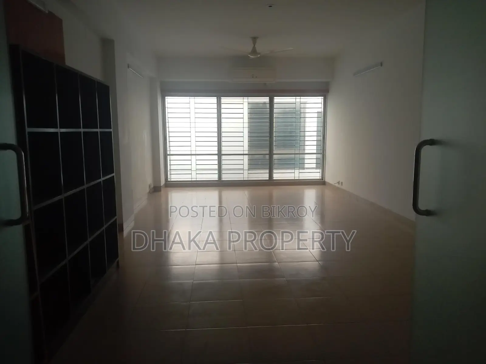 Exclusive 2700-Sqft Office Space Rent in Gulshan -2
