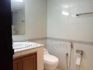 Full-Furnished 3200-Sqft 4 Bedrooms Apartment Rent in Baridhara