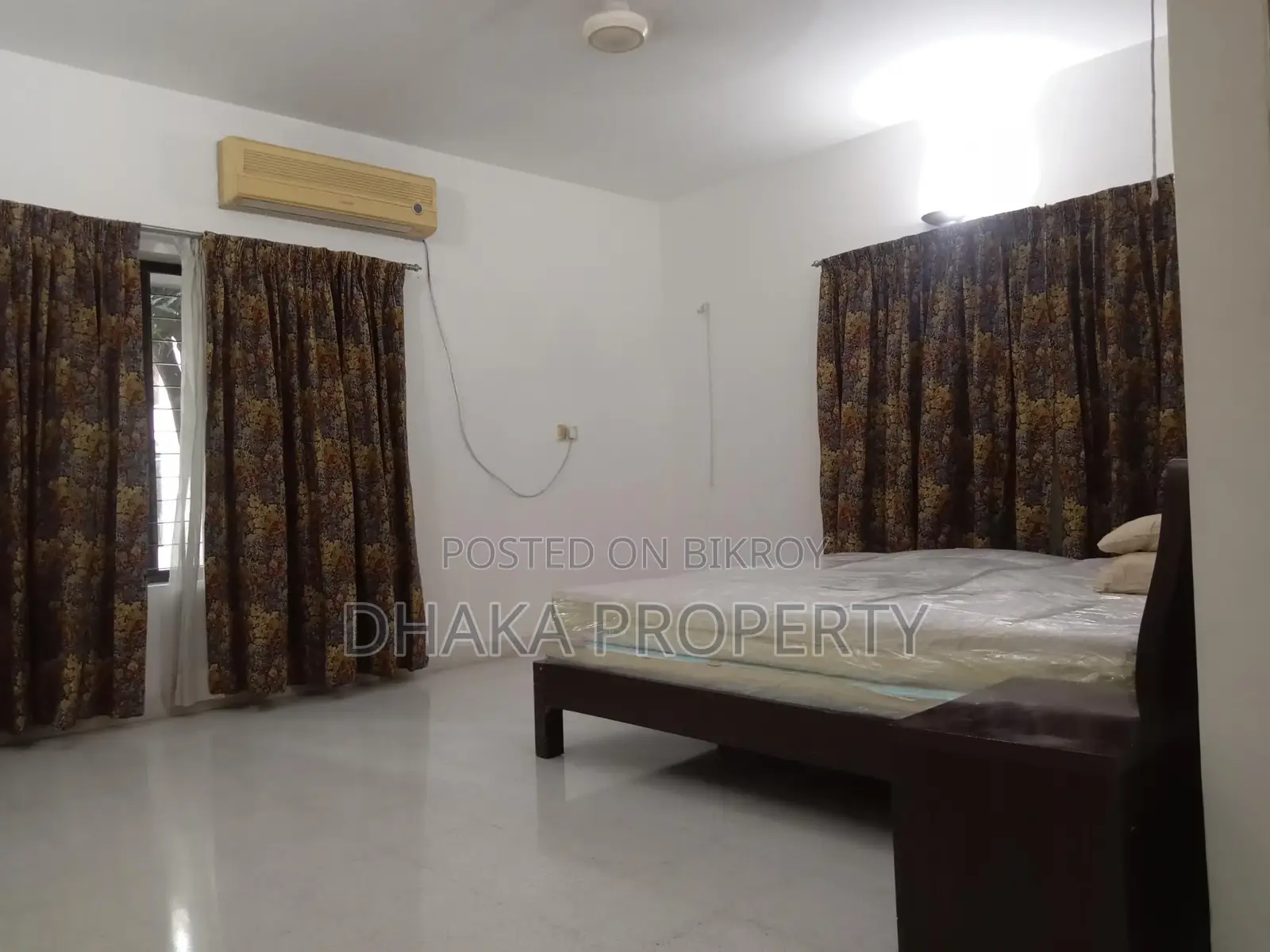 Full-Furnished 3200-Sqft 4 Bedrooms Apartment Rent in Baridhara