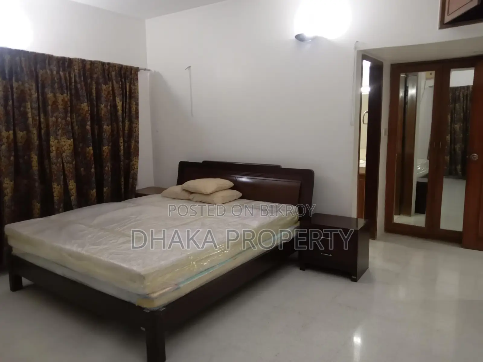 Full-Furnished 3200-Sqft 4 Bedrooms Apartment Rent in Baridhara