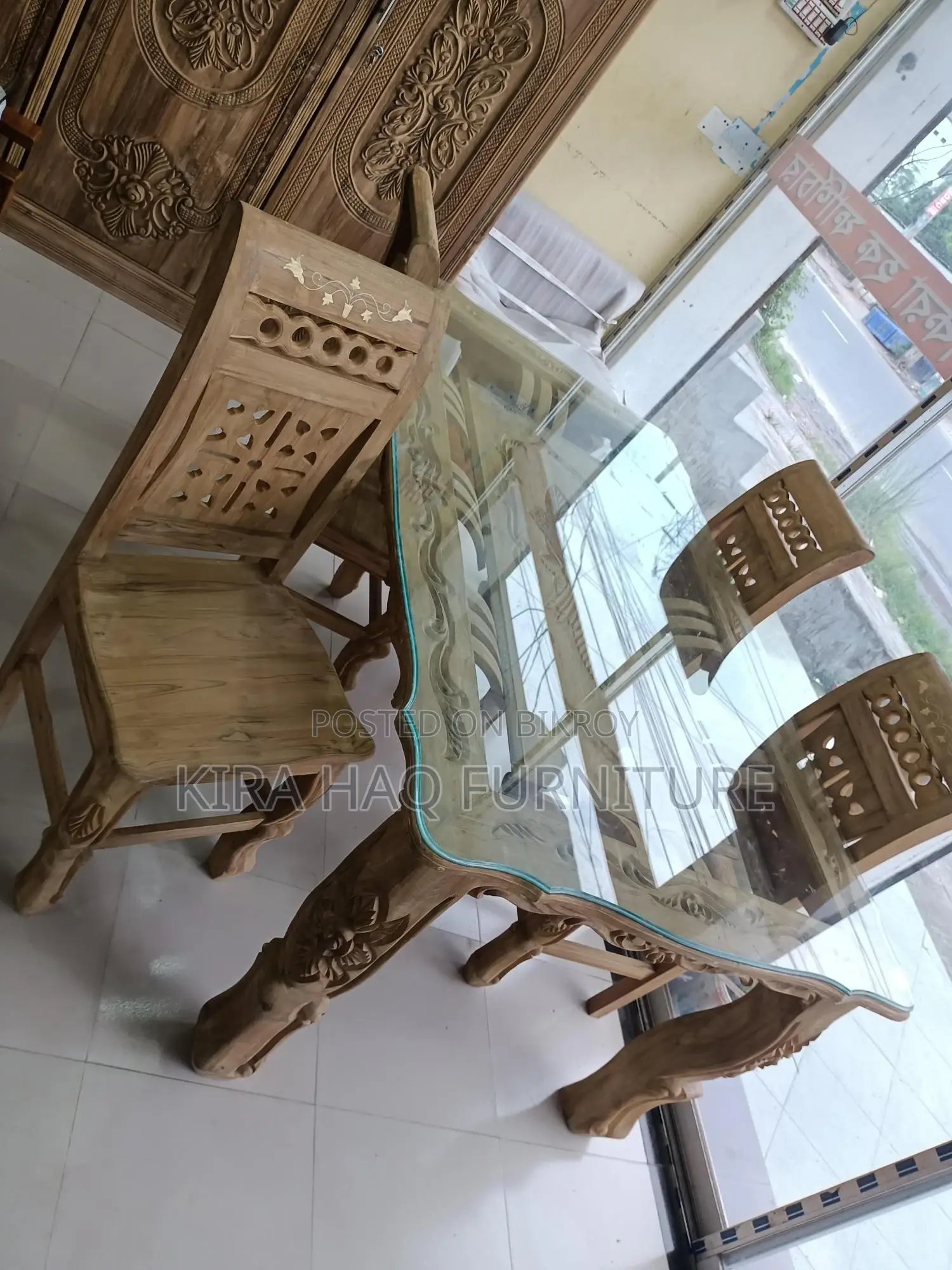 Victoria Dining Table 10% Discount