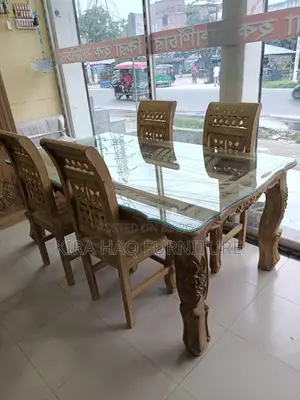 Victoria Dining Table 10% Discount