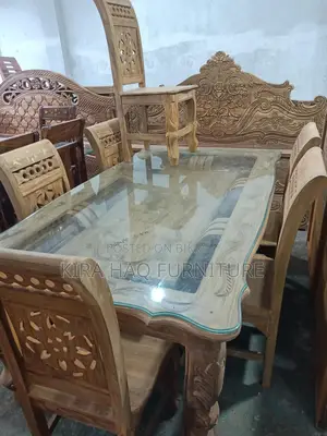 Victoria Dining Table 10% Discount