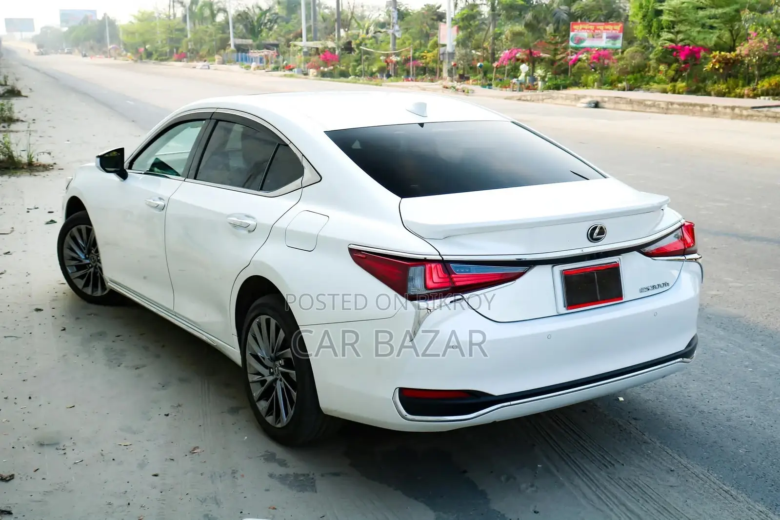 Lexus ES 300H LUXURY S CLASS 2023