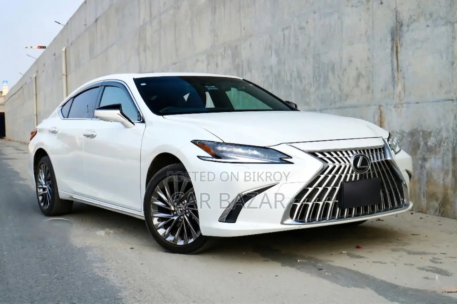 Lexus ES 300H LUXURY S CLASS 2023