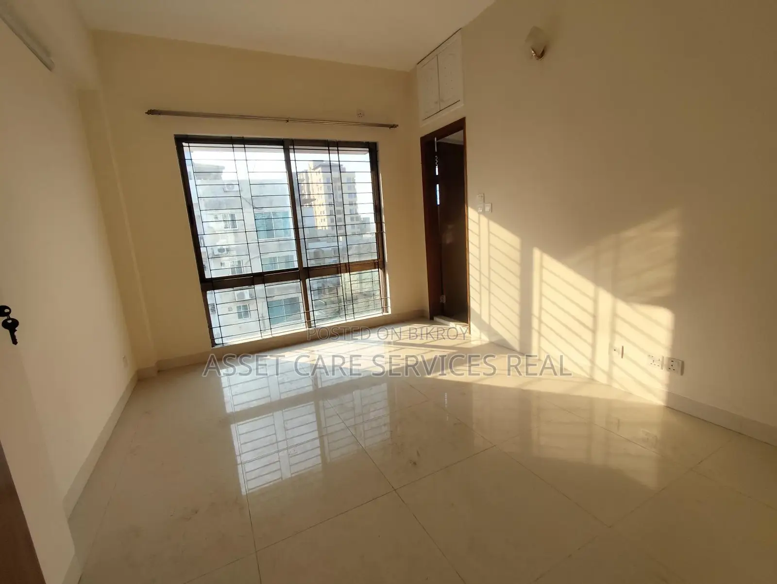 4-Bedroom Unfurnished Apartment for Rent in Gulshan-1