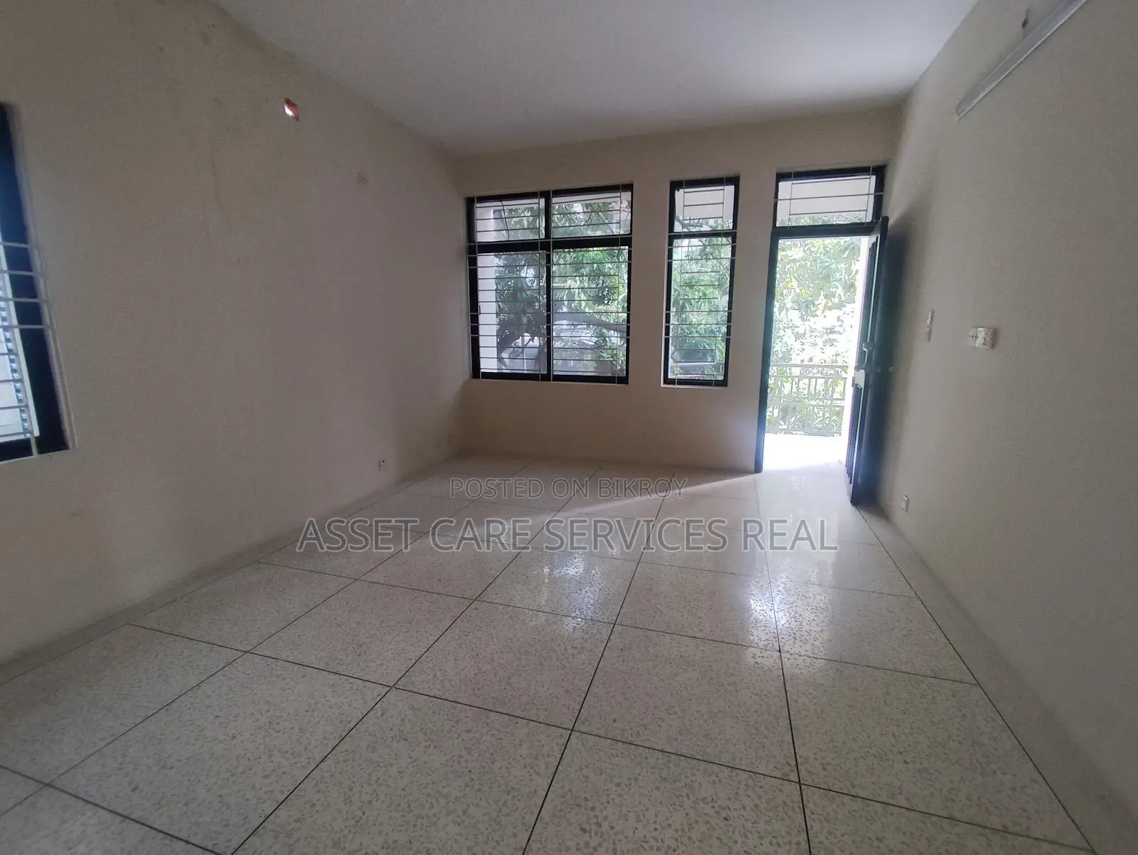 বারিধারায় সুন্দর ইন্ডিপেন্ডেন্ট হাউস 🏡 ভাড়া হবে