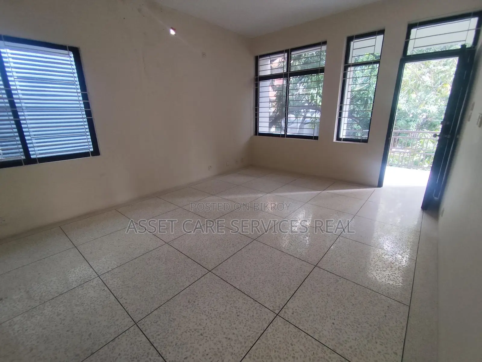 বারিধারায় সুন্দর ইন্ডিপেন্ডেন্ট হাউস 🏡 ভাড়া হবে