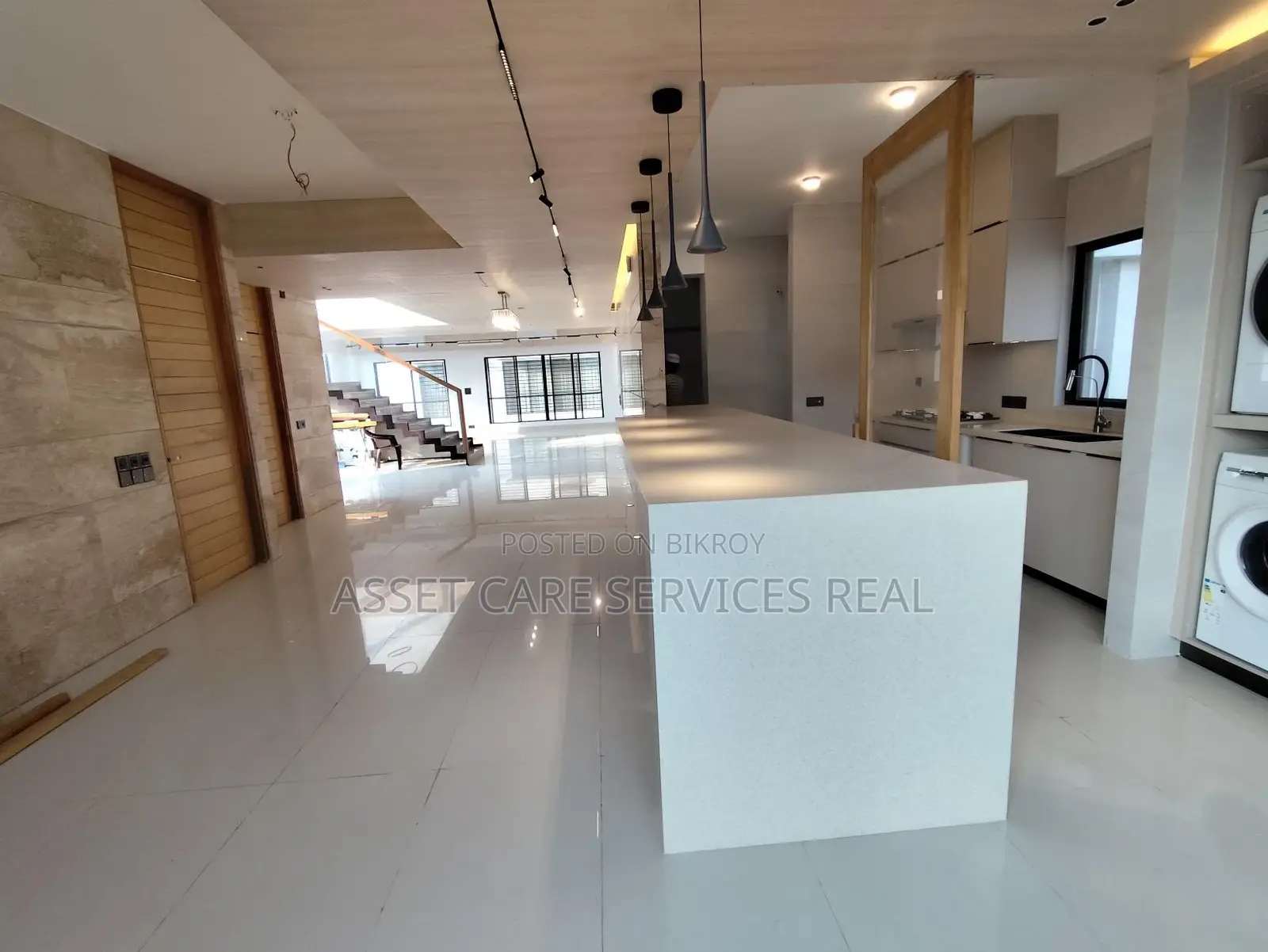 Duplex Luxurious Brand New Apartment for Rent with Swimming Pool and Gym