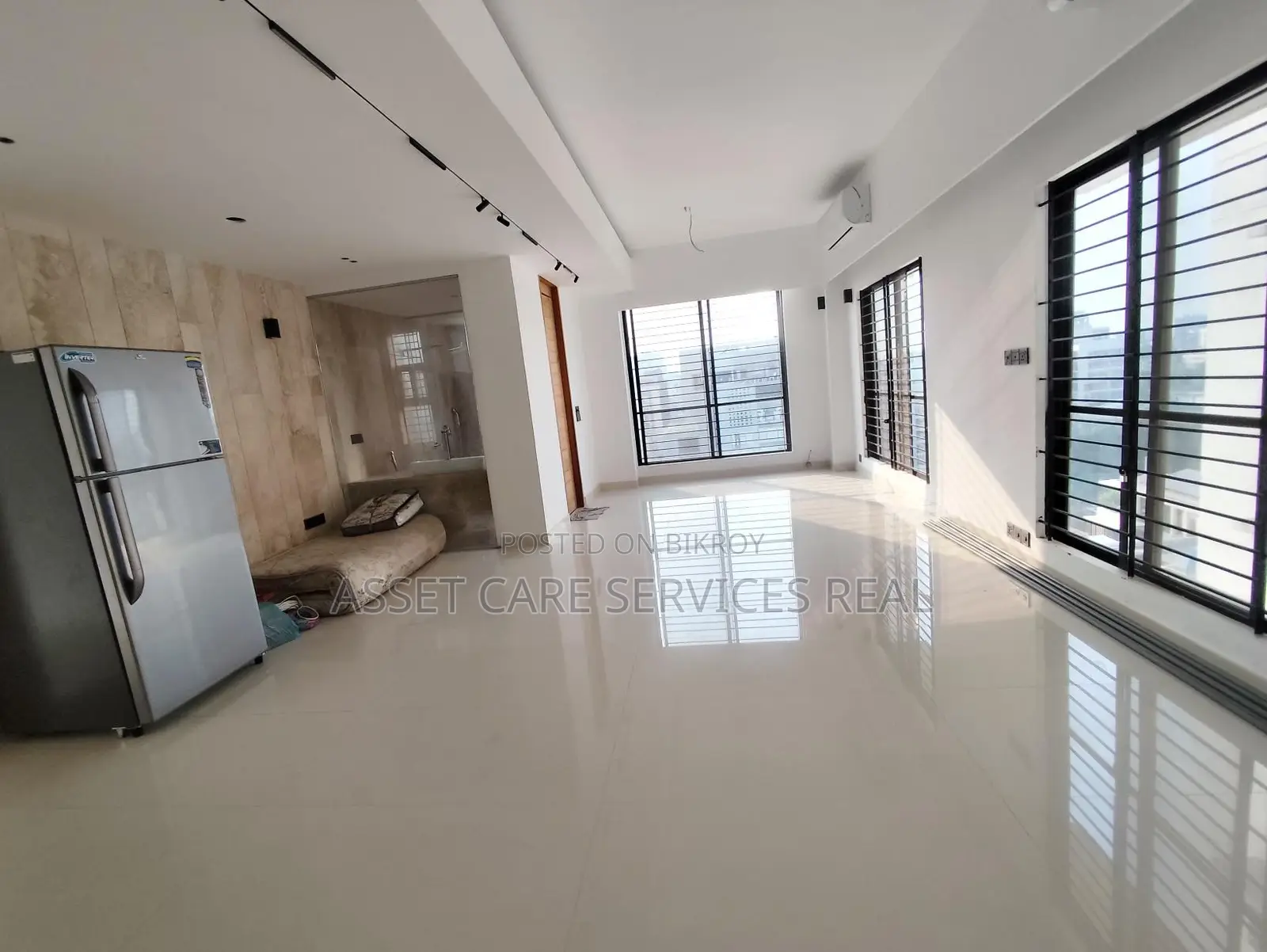Duplex Luxurious Brand New Apartment for Rent with Swimming Pool and Gym