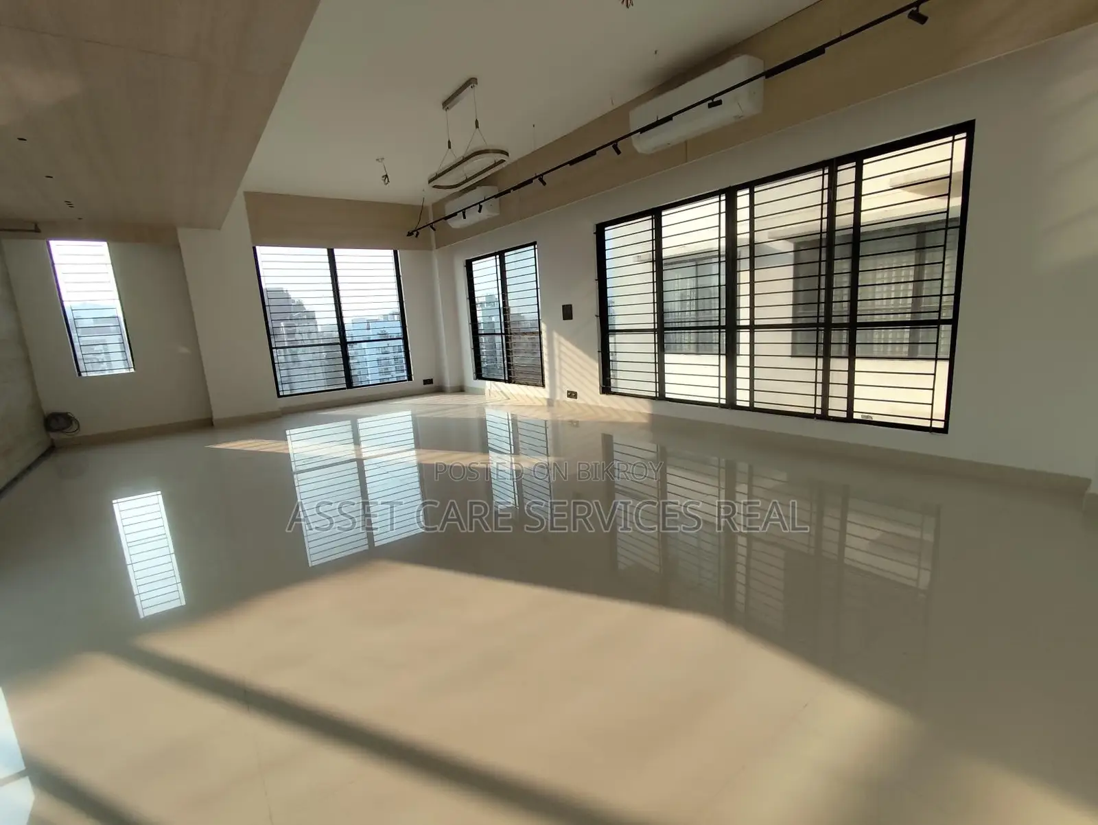 Duplex Luxurious Brand New Apartment for Rent with Swimming Pool and Gym