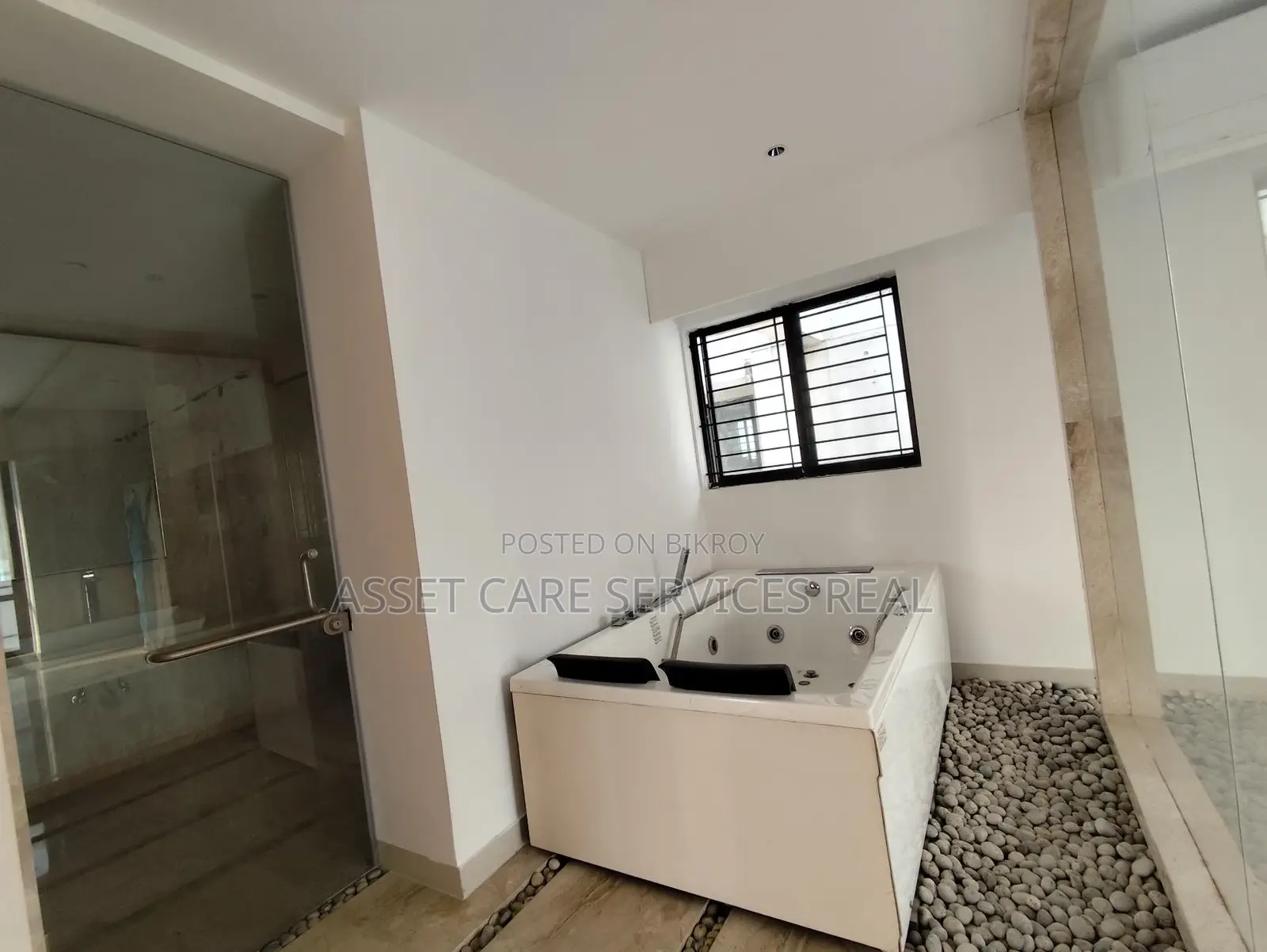Duplex Luxurious Brand New Apartment for Rent with Swimming Pool and Gym