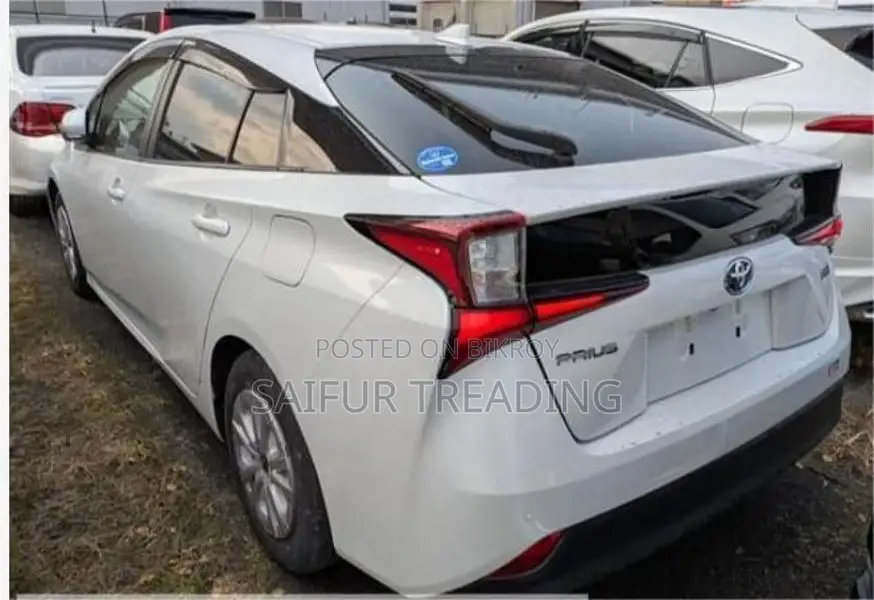 Toyota Prius S SAFETY PLUS 2 2020
