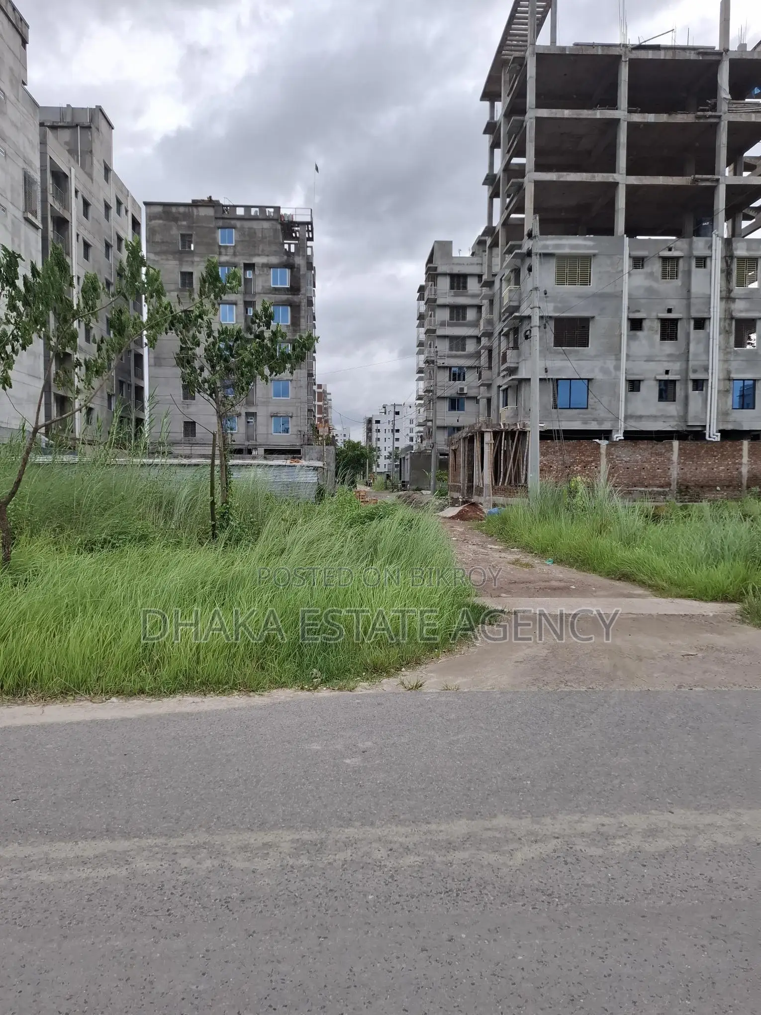 BLOCK =K, 4+4=8 KATHA SOUTH FACE PLOT SALE
