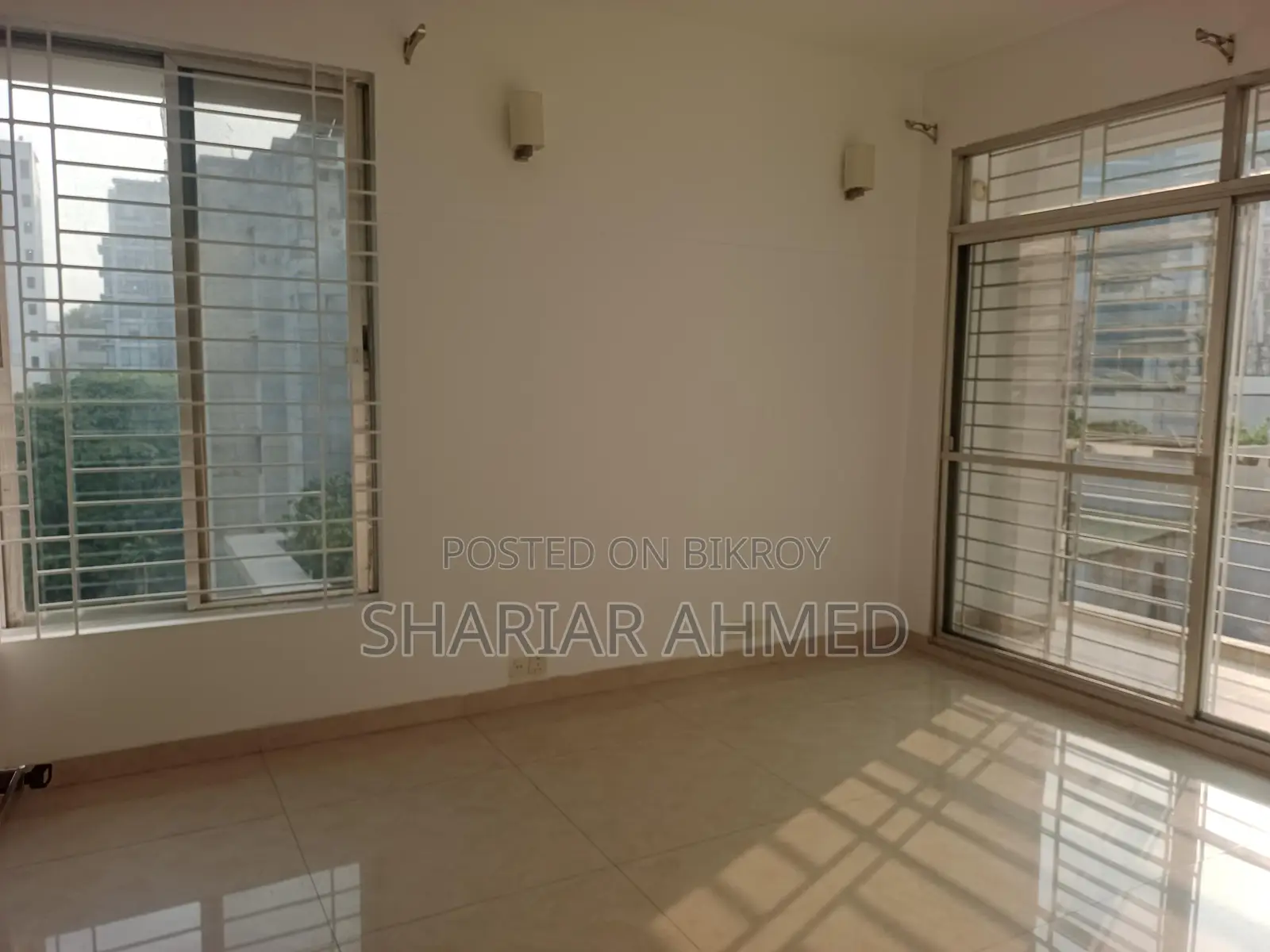 4500 Sqft Duplex Semi-Furnished Apartment For Rent in Gulshan 2