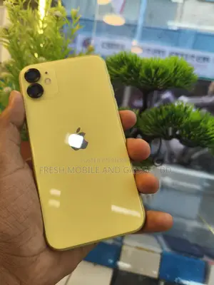 অ্যাপল আইফোন ১১ ৬৪ জিবি হট প্রাইজ (ব্যবহৃত)