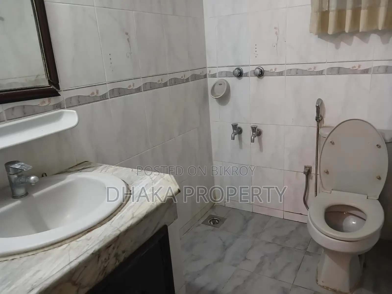 3 Bedroom 1700sqFt flat rent at Gulshan