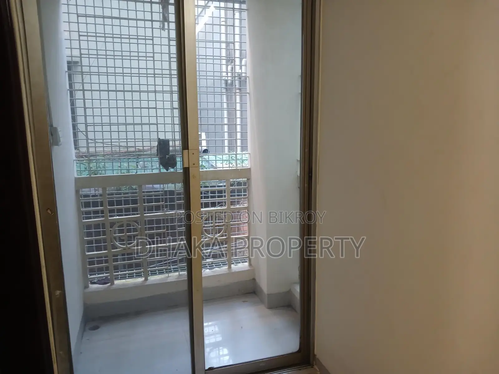 3 Bedroom 1700sqFt flat rent at Gulshan
