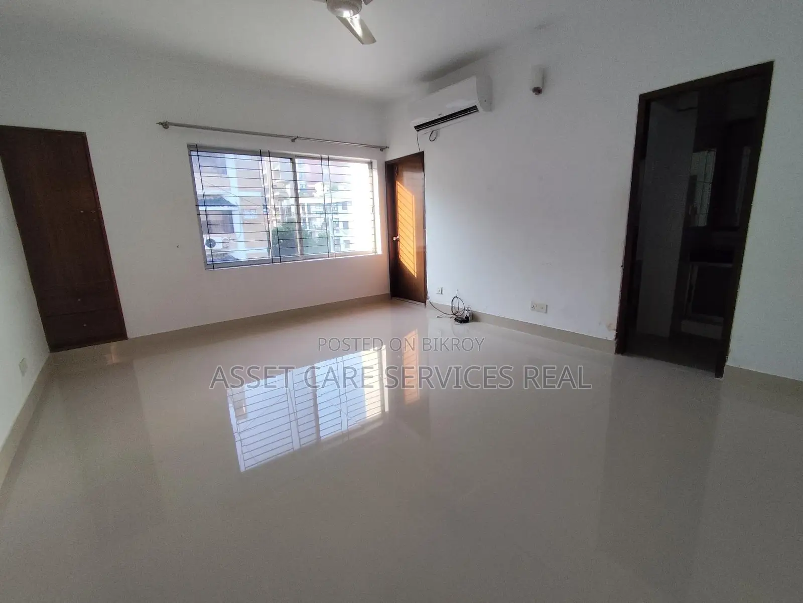 Baridhara Diplomatic Zone 3Bed Un-Furnished Apartment Rent
