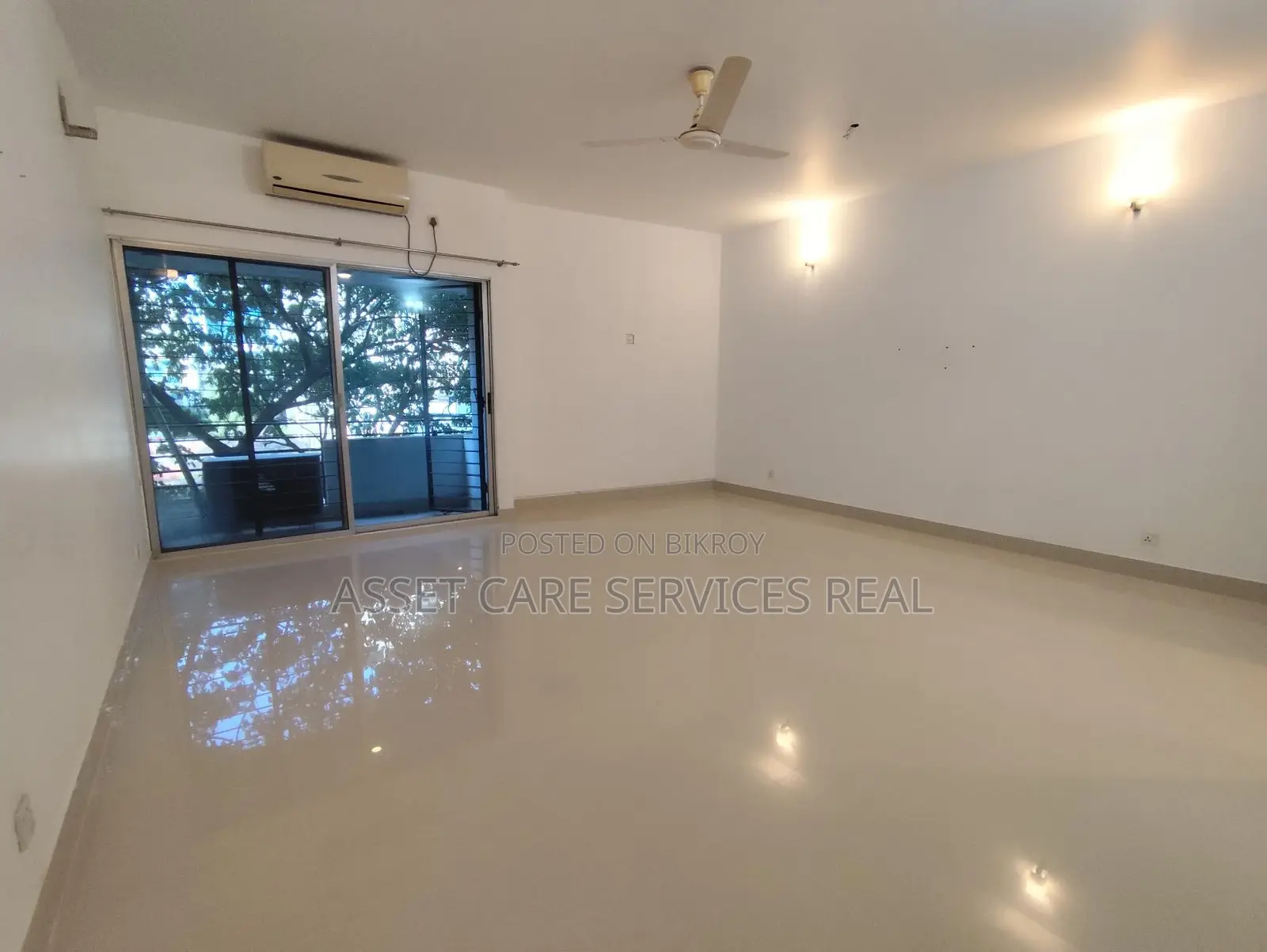 Baridhara Diplomatic Zone 3Bed Un-Furnished Apartment Rent