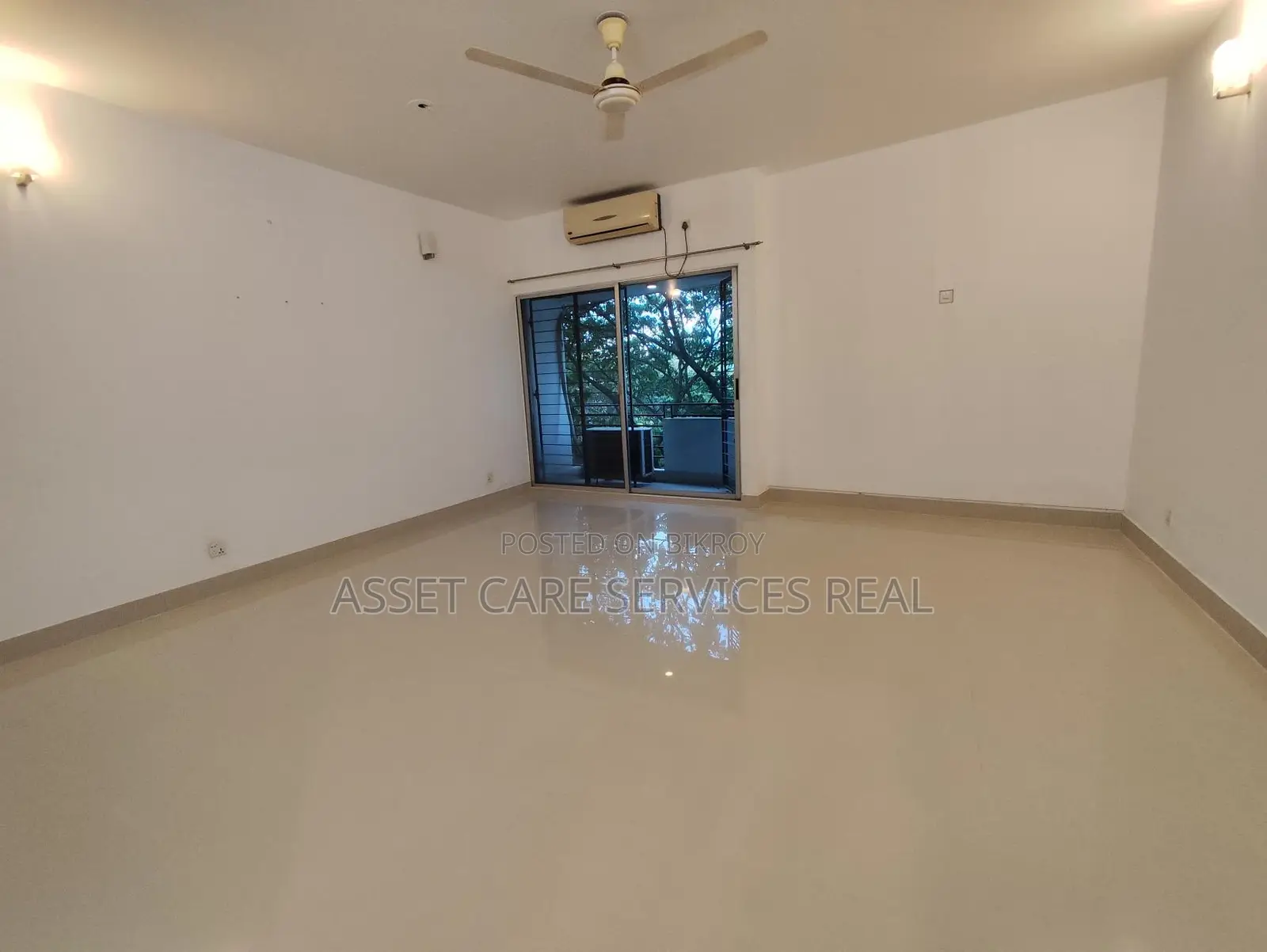 Baridhara Diplomatic Zone 3Bed Un-Furnished Apartment Rent