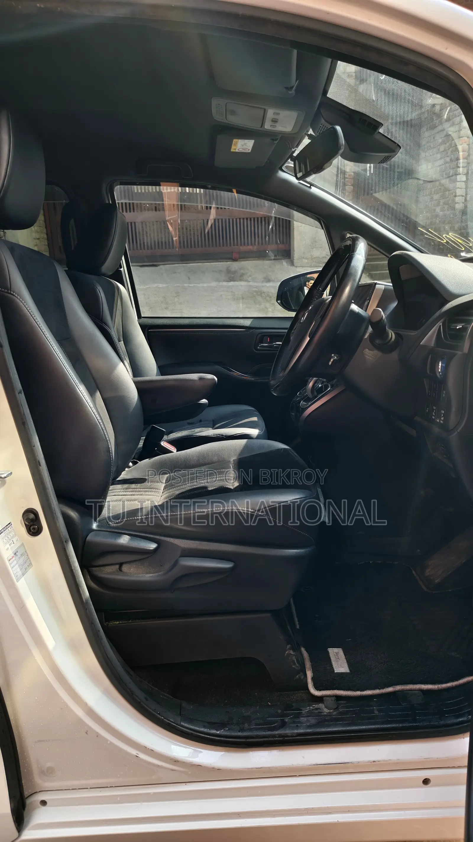 Toyota Esquire GI PREMIUM PUSH ST.. 2020
