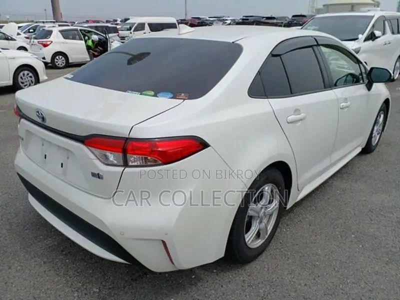 Toyota Corolla GX hybrid 2021