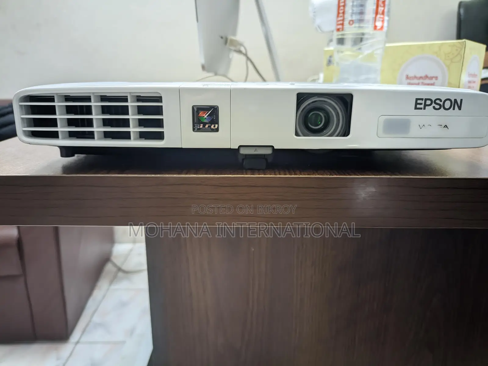 Epson EB 1771w 3000 Lumen projector
