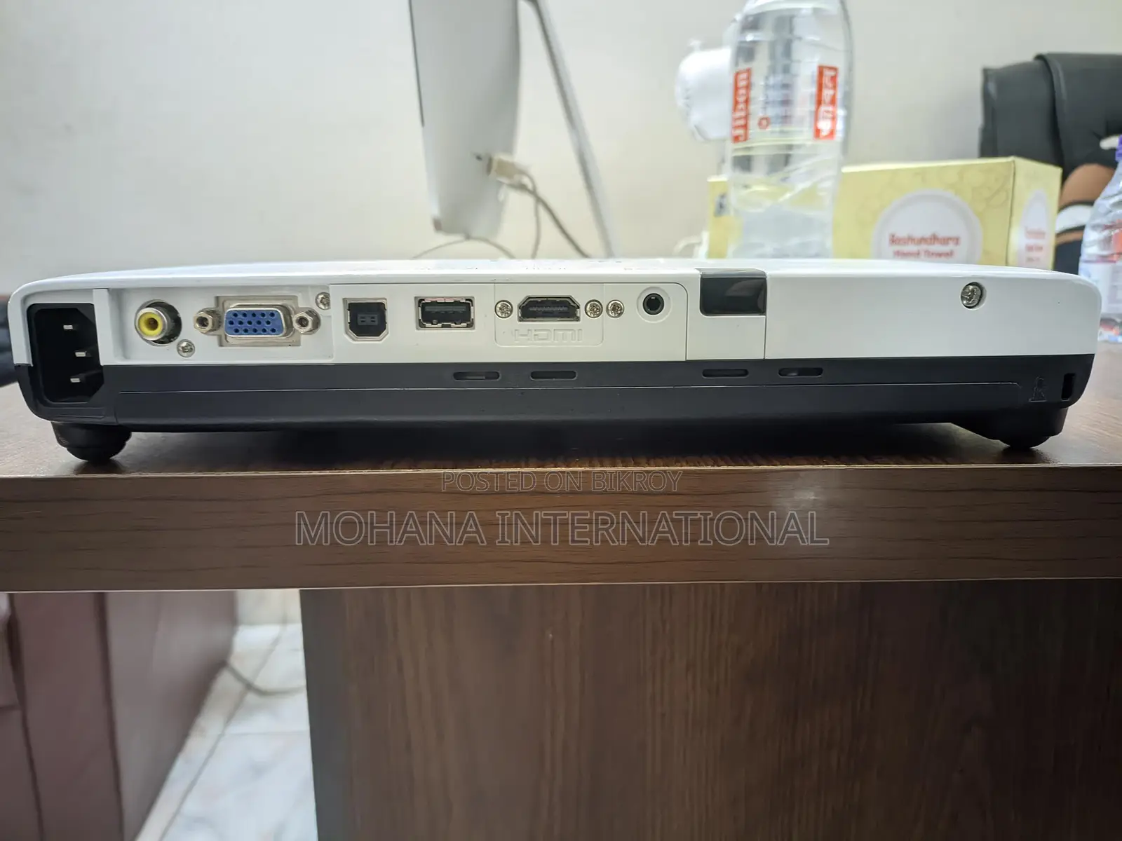 Epson EB 1771w 3000 Lumen projector
