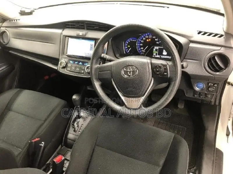 Toyota Axio EX PACKAGE HYBRID 2020