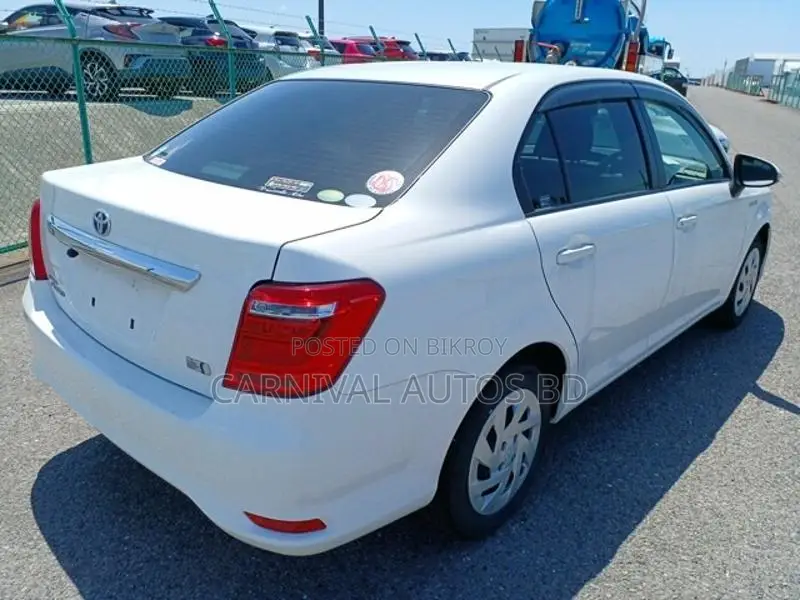 Toyota Axio EX PACKAGE HYBRID 2020