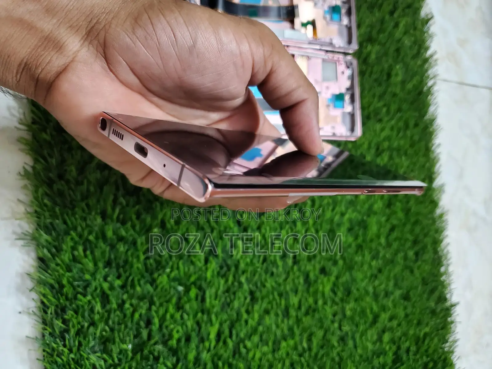 Samsung Note 20 Ultra OLED Display