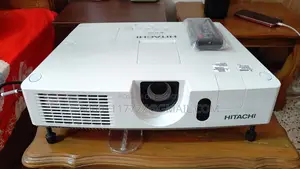 HITACHI CP-X4022WN PROJECTOR