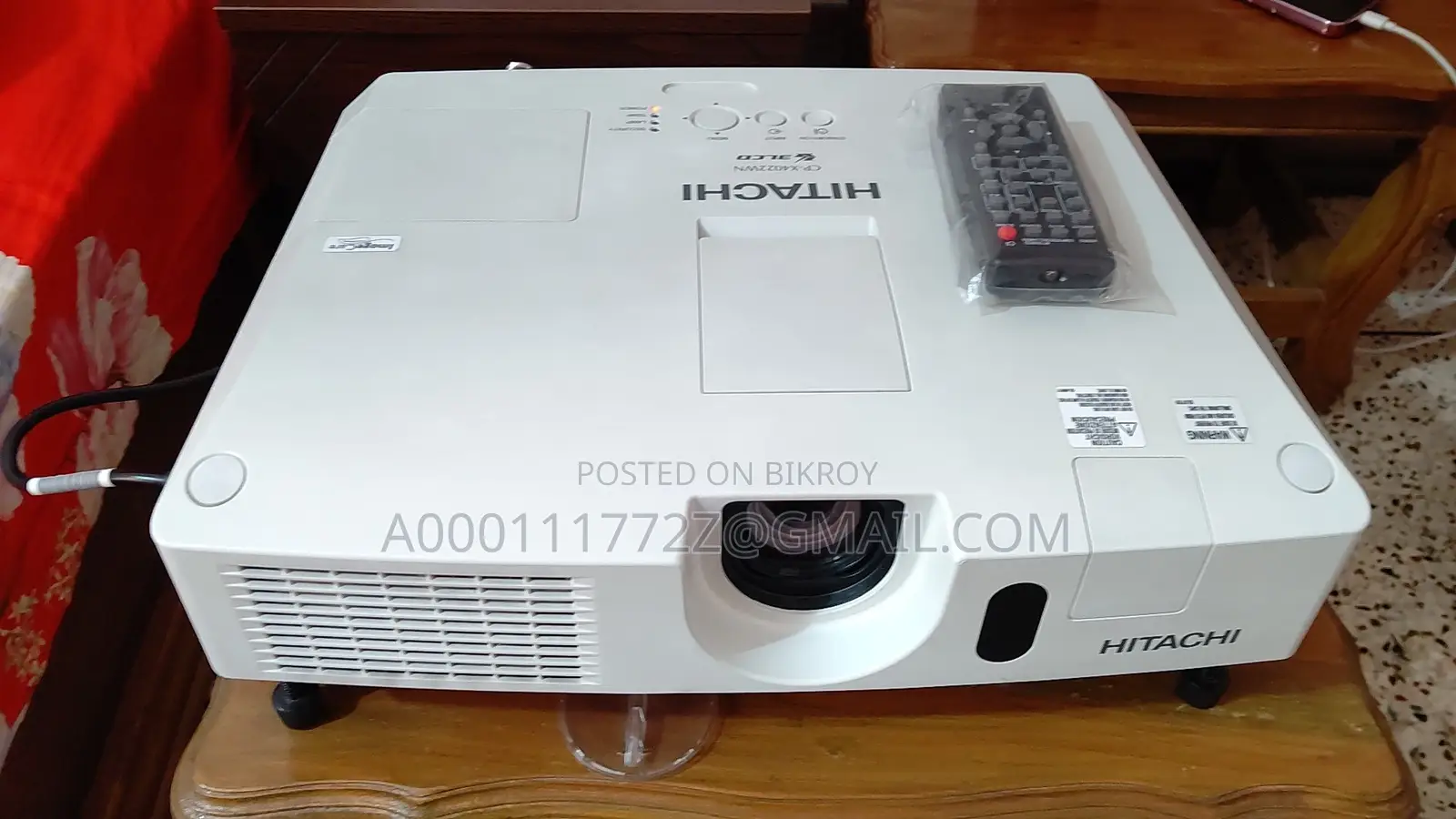 HITACHI CP-X4022WN PROJECTOR