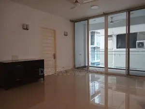 বারিধারা ডিপ্লোম্যাটিক জোনে ৪০০০ বর্গফুটের সেমি-ফার্নিশড বিলাসবহুল অ্যাপার্টমেন্ট ভাড়া হবে