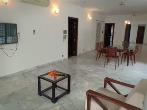 গুলশানে বিক্রয়ের জন্য ৪ বেডরুমের অ্যাপার্টমেন্ট