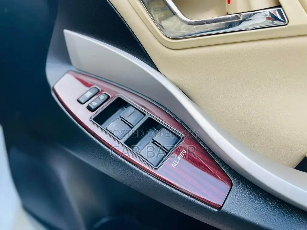 Toyota Premio Fex Package Pearl 2019