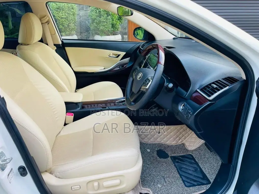 Toyota Premio Fex Package Pearl 2019