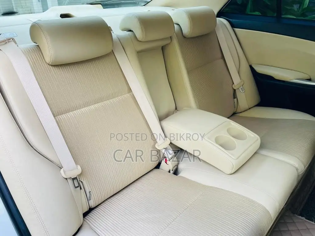 Toyota Premio Fex Package Pearl 2019