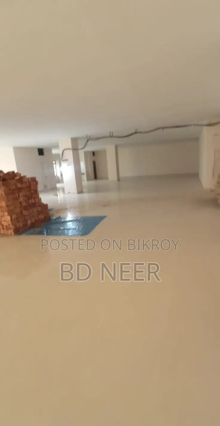 1100-SqFt Ground Floor Available For Rent in Gulshan-2