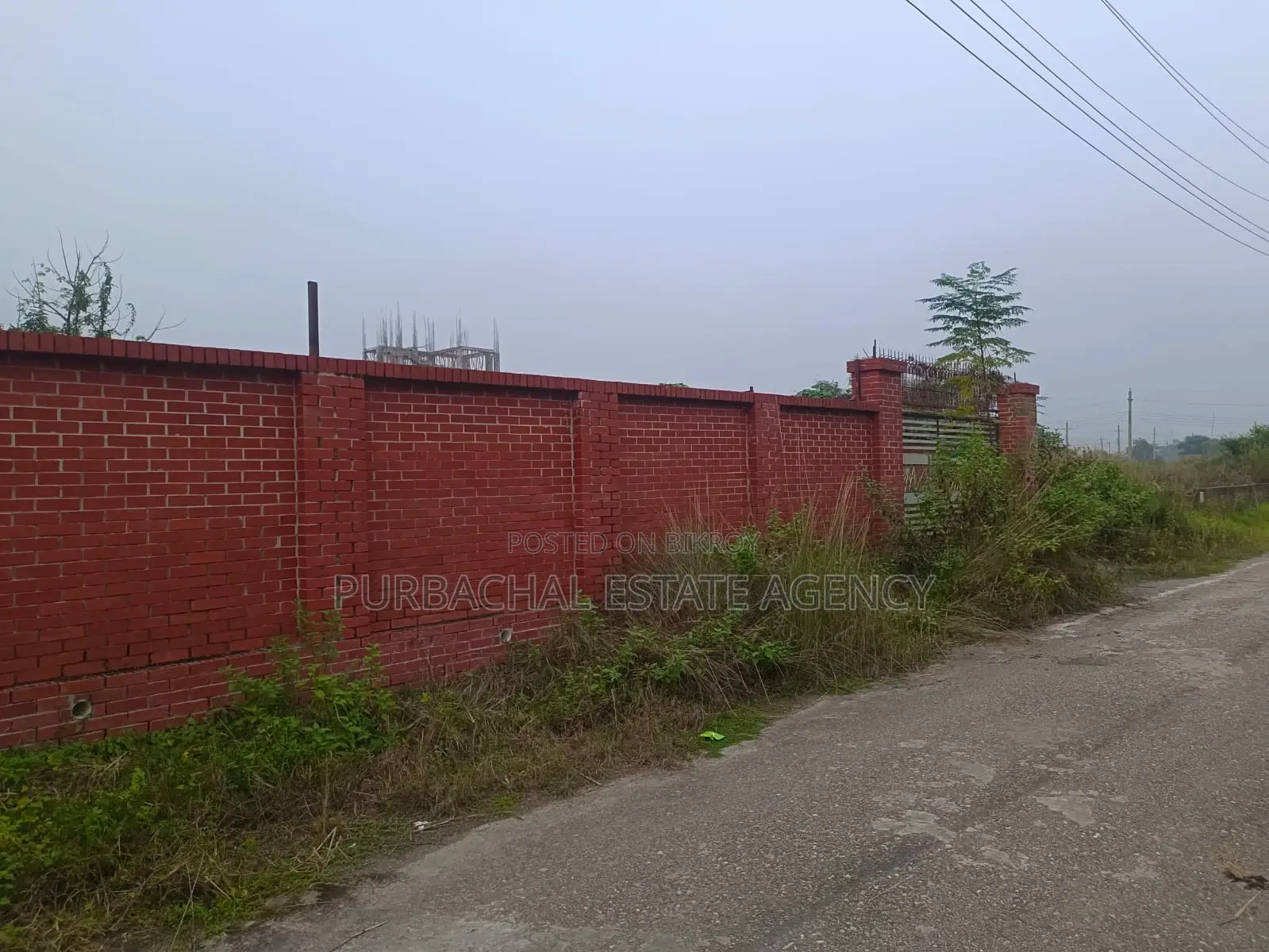 লেক সংলগ্ন, পূর্বমুখী, সেক্টর ১০-এ ৫ কাঠার প্লট