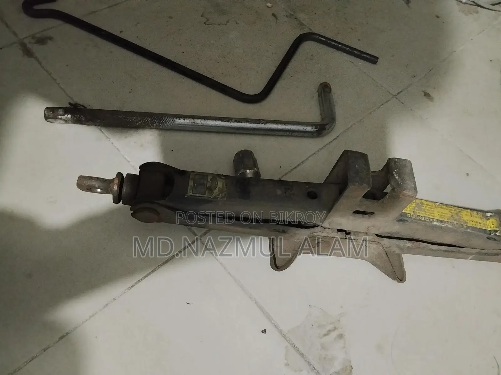 Tire Removal Machine
