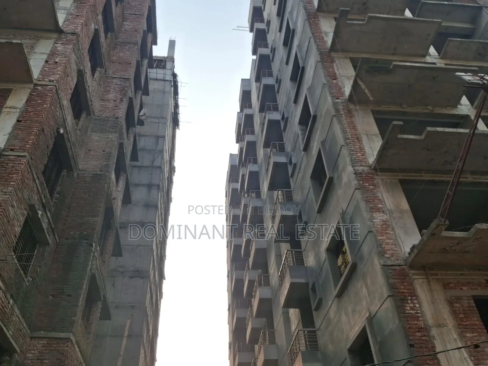 রমজান উপলক্ষে বিশেষ ছাড়ে ফ্ল্যাট বিক্রি** আনন্দনগর, আফতাবনগরের পাশে
