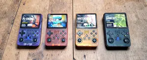 R36s Retro Gaming Console
