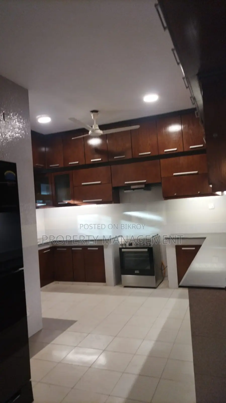 3150Sqft New Luxurious Lake View Apartment Rent 3Bed 4Bath Gulshan2