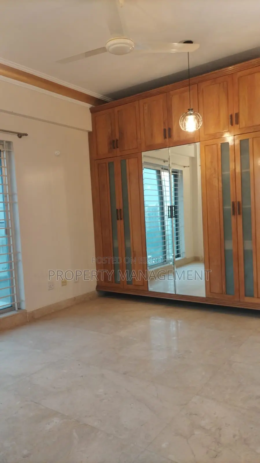 3150Sqft New Luxurious Lake View Apartment Rent 3Bed 4Bath Gulshan2