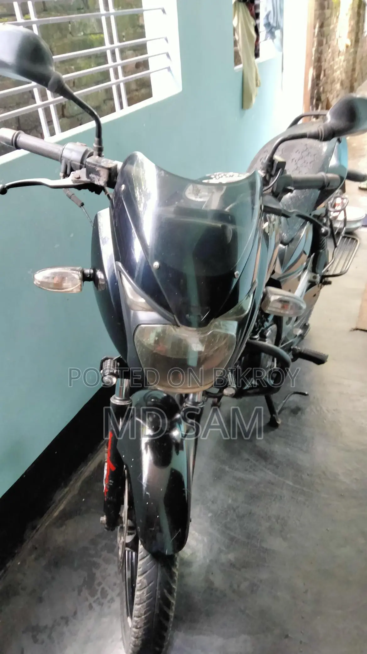 Bajaj Pulsar 150 2011